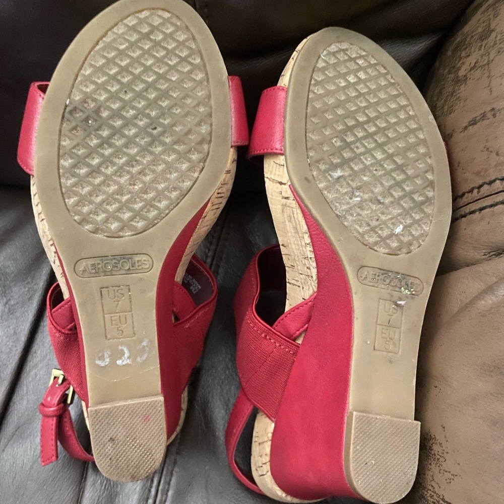 Aerosoles Wedges size 7 - Picture 3 of 3